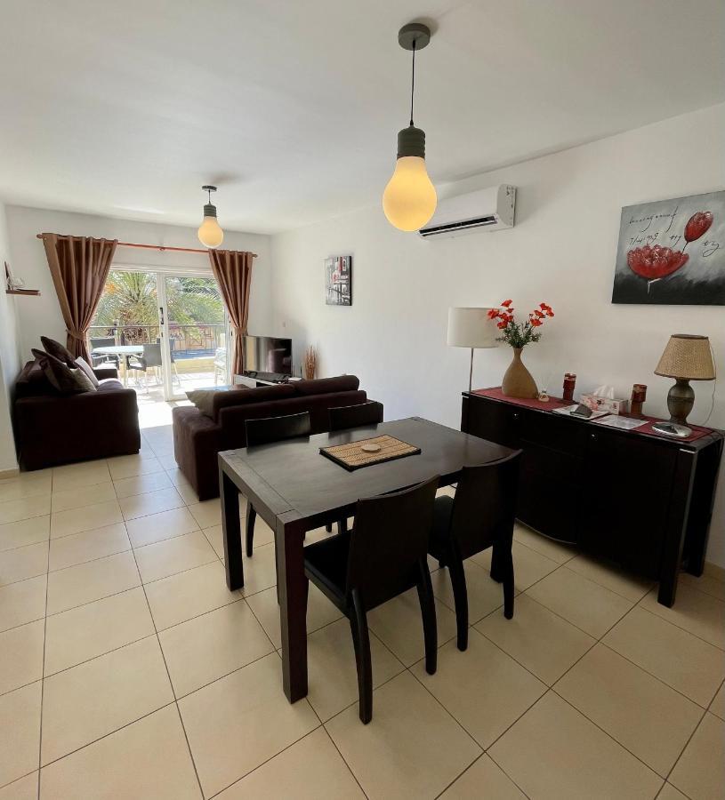 109 Queens Gardens, Paphos Apartment Exterior photo